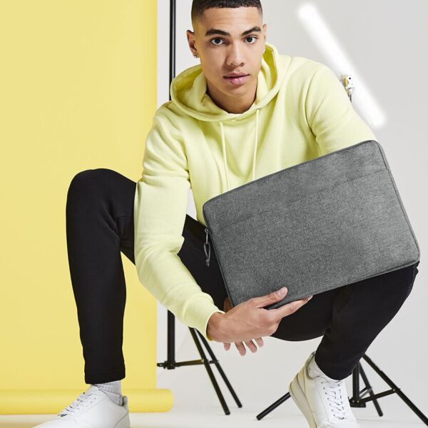 Essential 15&quot; laptop case Thumbnail